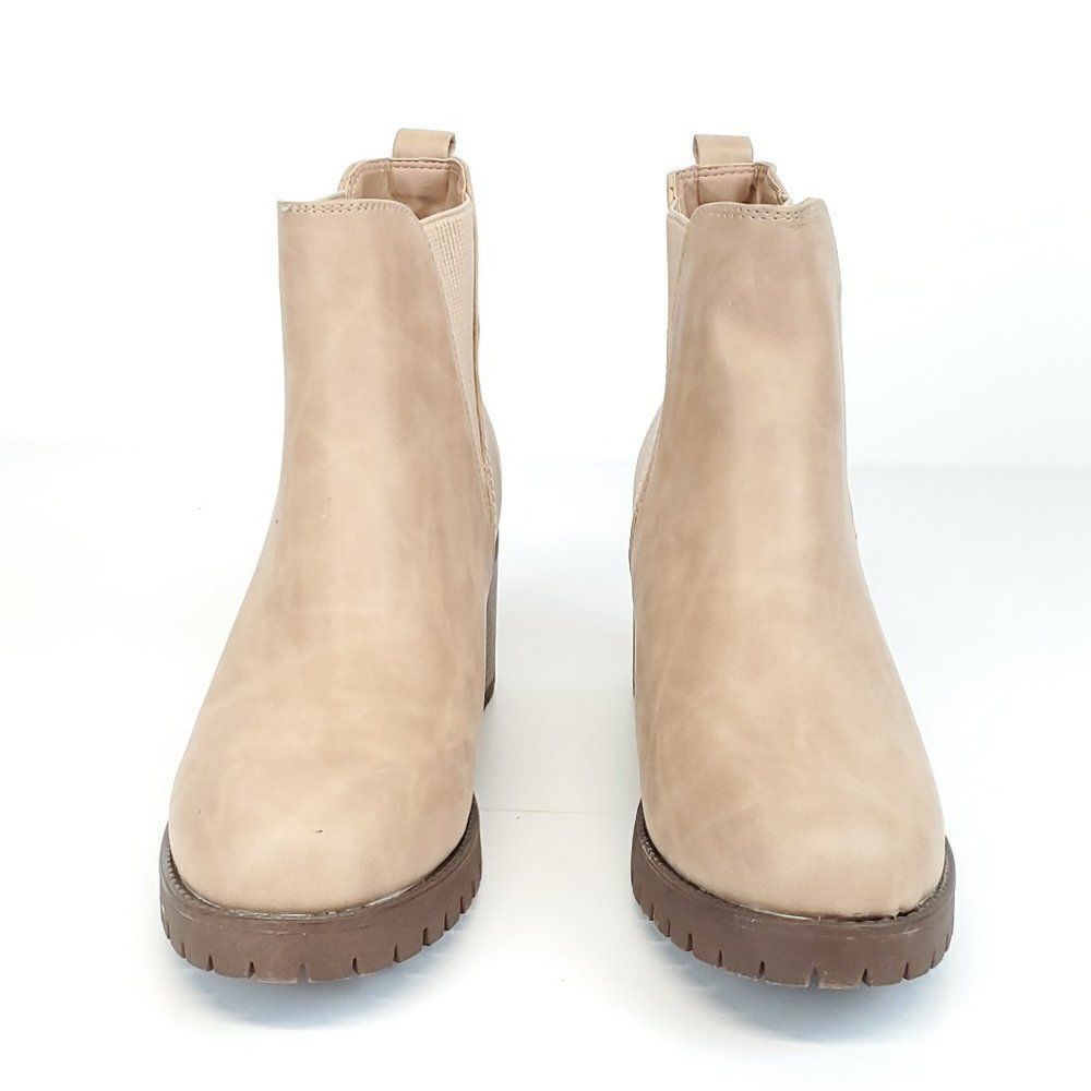 MIA Lylith Chelsea Lug Ankle Boot Size 10 - Picture 3 of 12